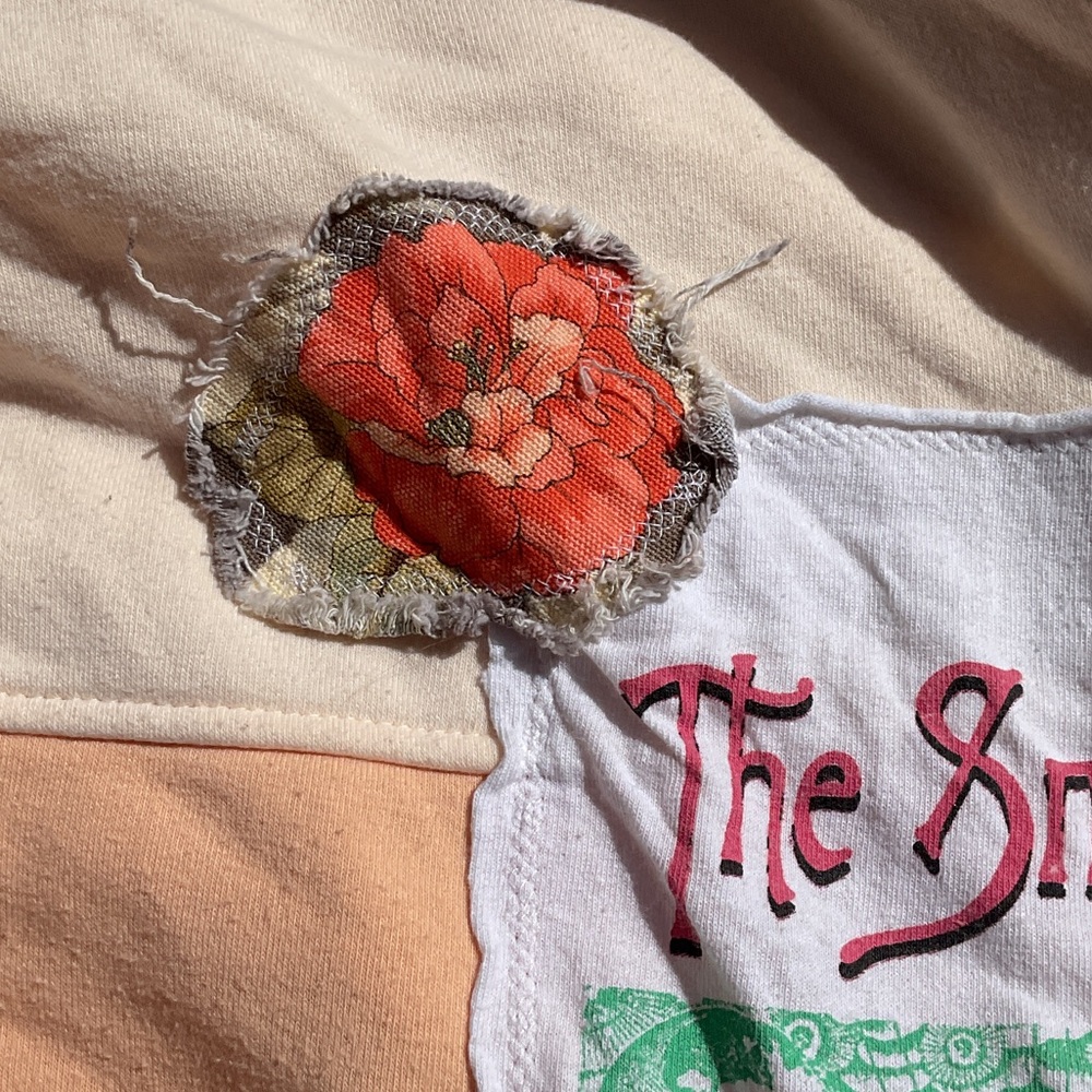 Smashing Pumpkins Upcycled Peach and White Graphic Hoodie, 3X - Picture 9 of 10